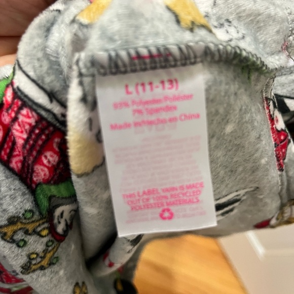 Holiday hooded fleece shirt! Lightweight, very soft and comfortable to wear! - Picture 5 of 5